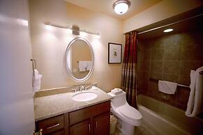 4 Seasons at Desert Breezes