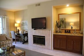 4 Seasons at Desert Breezes