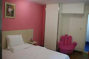 Yixin Business Hotel
