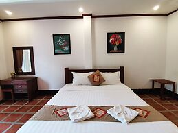 Vang Vieng Savanh Sunset view resort