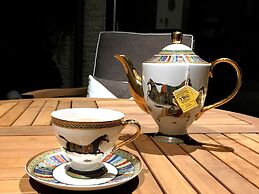 Deluxe Lake View House