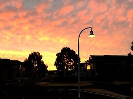 Deluxe Lake View House