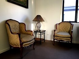 Deluxe Lake View House