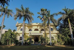 Raj Palace Resort