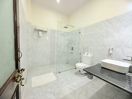 Raj Palace Resort