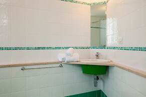 Bright Rooftop by Napoliapartments