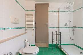 Bright Rooftop by Napoliapartments