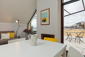 Bright Rooftop by Napoliapartments