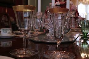 Moore House Bed and Breakfast