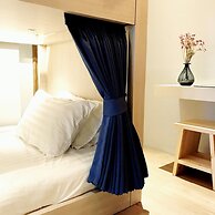 Kinnon Deluxe Hostel Coworking Cafe