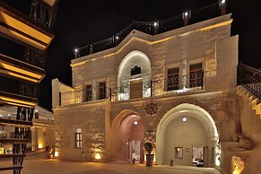 Fosil Cave Hotel