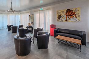 Hotel Serena
