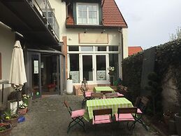 Alter Winzerhof Weisenheim am Berg e.K.