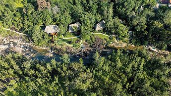 Blancaneaux Lodge by Francis Ford Coppola