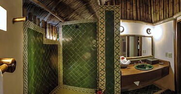 Blancaneaux Lodge by Francis Ford Coppola