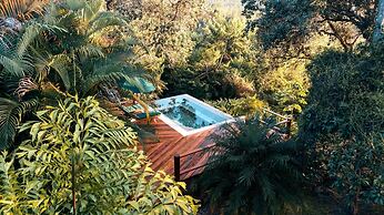 Blancaneaux Lodge by Francis Ford Coppola