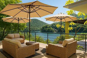 Villa Armonia Luxury Suites