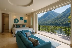 Villa Armonia Luxury Suites