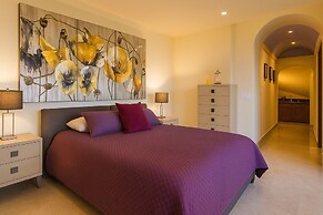 Villa Armonia Luxury Suites