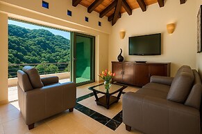 Villa Armonia Luxury Suites