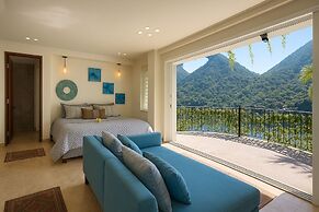 Villa Armonia Luxury Suites