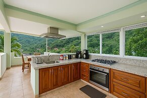 Villa Armonia Luxury Suites