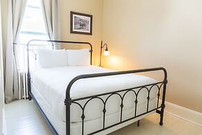 Pine Cottage Bed & Breakfast