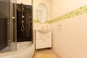 Apartament on Baumana Street