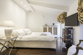 Montenapoleone – RentClass Gloria