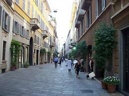 Montenapoleone – RentClass Gloria