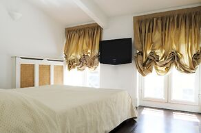 Montenapoleone – RentClass Gloria