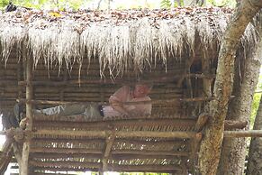 Explorer by eco team -Dambana