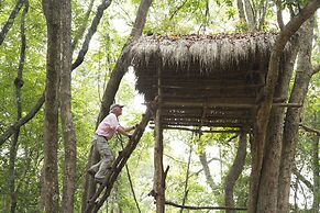 Explorer by eco team -Dambana