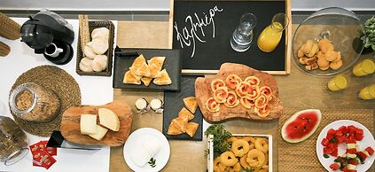 Anatoli Luxury Studios