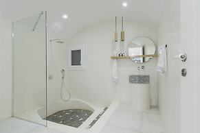 Anatoli Luxury Studios