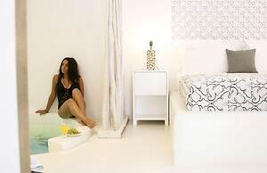 Anatoli Luxury Studios