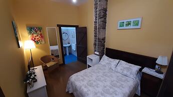 Albergue San Lázaro - Hostel