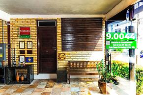 Economy Flat