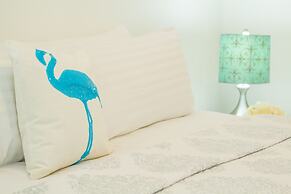 Kingston Luxury Condo Apartment