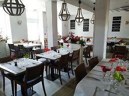 Hotel de la Poste Chez Cécile