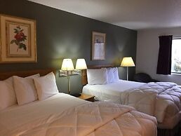 Capital O Amerihost Inn and Suites Fulton Hwy 54 MO