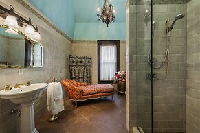 The Inn at 97 Winder