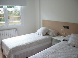 Pensión Albergue Puente Ribeira - Hostel