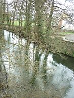 Pensión Albergue Puente Ribeira - Hostel