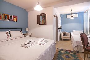 Kalinda Bozcaada (Adult Only)