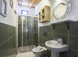 Kalinda Bozcaada (Adult Only)