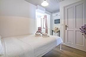 Kalinda Bozcaada (Adult Only)