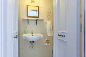 Kalinda Bozcaada (Adult Only)