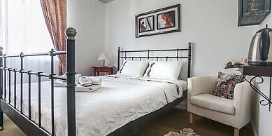 Kalinda Bozcaada (Adult Only)