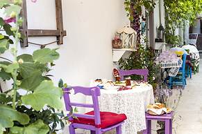 Kalinda Bozcaada (Adult Only)